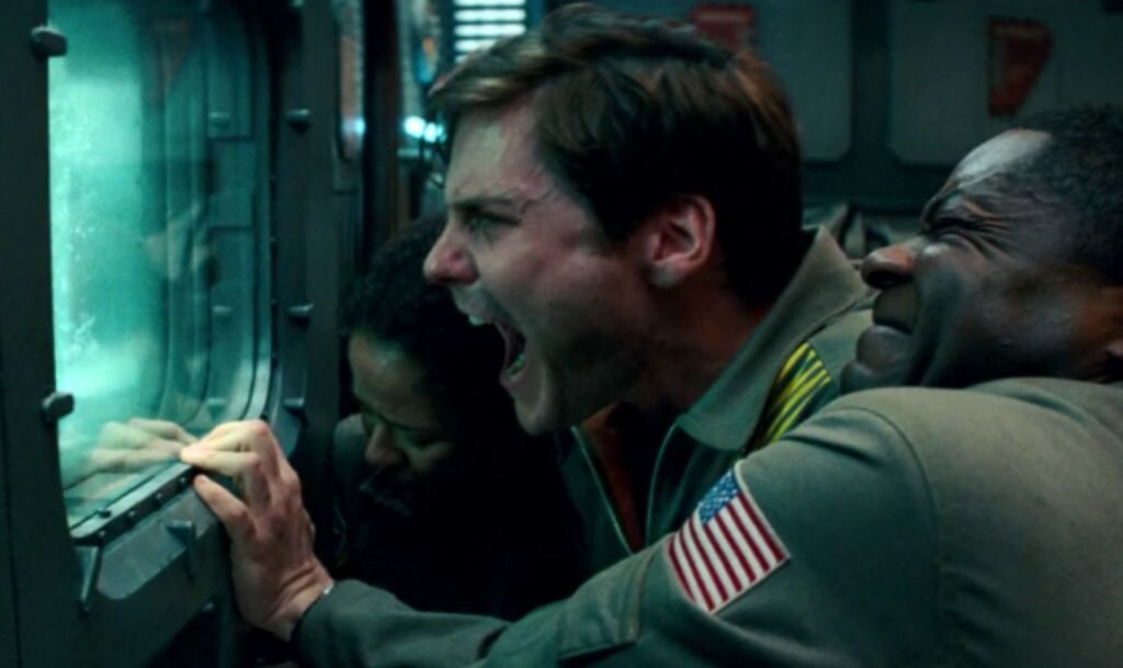 The Cloverfield Paradox sinks and doesn’t Swim 3 The Cloverfield Paradox sinks and doesn’t Swim 2