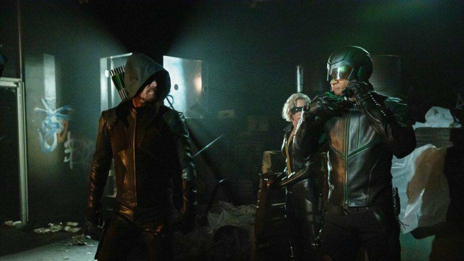Arrow - The Beginning of an Epic Finale 3 Arrow - The Beginning of an Epic Finale 3