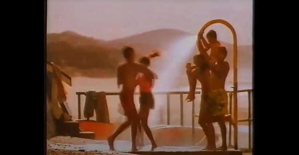 Old Coca-Cola Ad from 1991 - featuring "I Get Around" by The Beach Boys